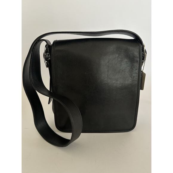 Coach Slim Leather Messenger Bag Black Crossbody Rare Vintage 9335 - Picture 1 of 12